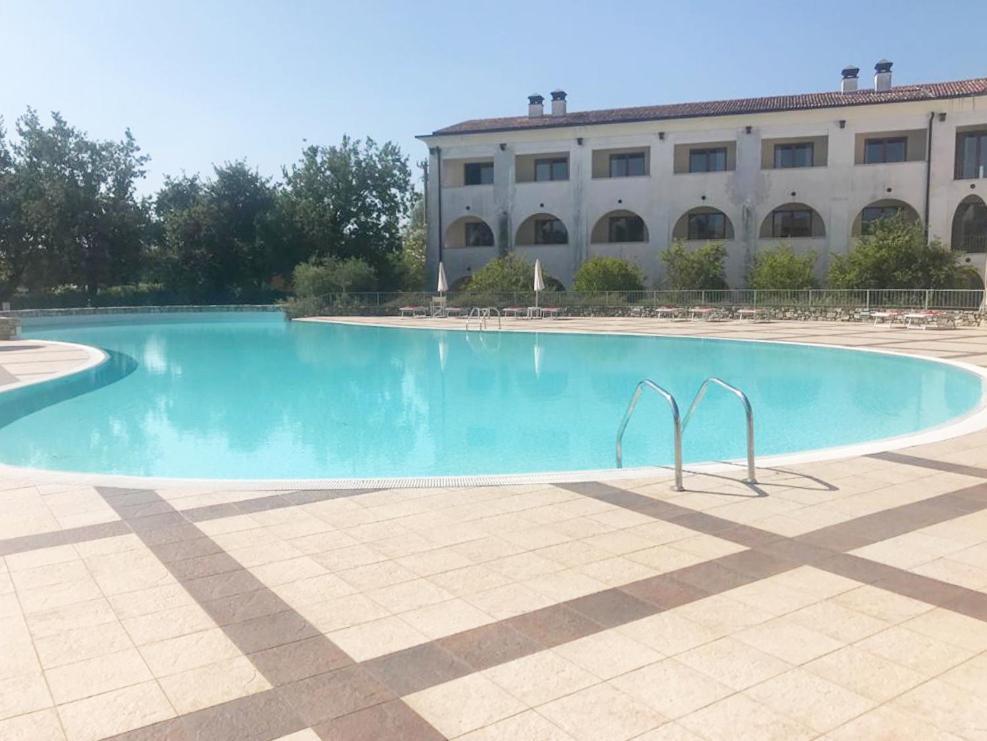 Luxury Apartments - Le Fate - Residence With Pool 마네르바 델 가르다 외부 사진